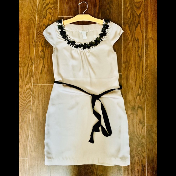 H&M Dresses & Skirts - H&M Dress